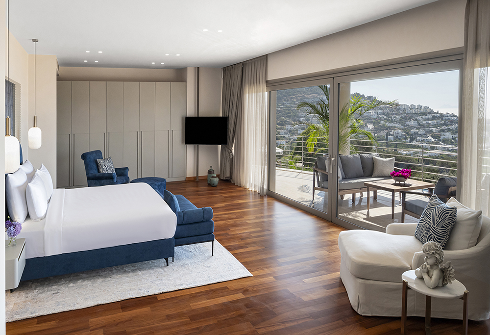 SEA VIEW INFINITY SUITE WITH TERRACE